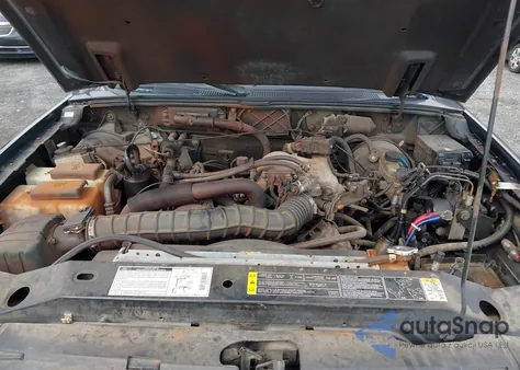 2001 Ford Ranger Edge/Xl/Xlt from USA, damaged, VIN 1FTYR14UX1TA19831